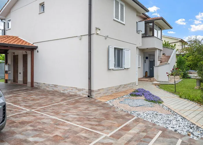 La Bella * Vinež